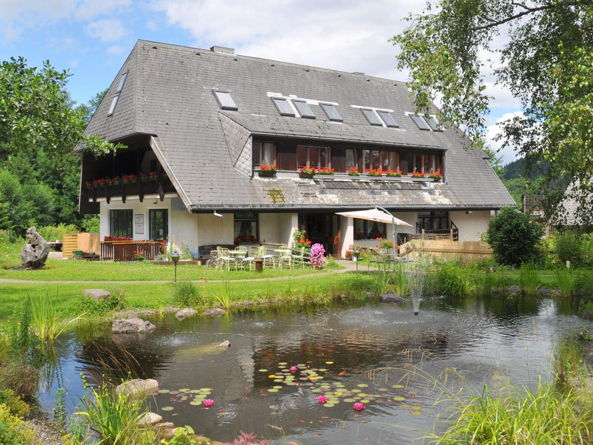 Hostel Waldblick Freiburg im Breisgau Buitenkant foto